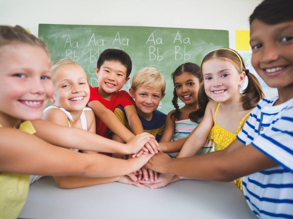 Why Students Recommend Language Immersion Programs: What Reviews Say About Alternative Ways to Learn