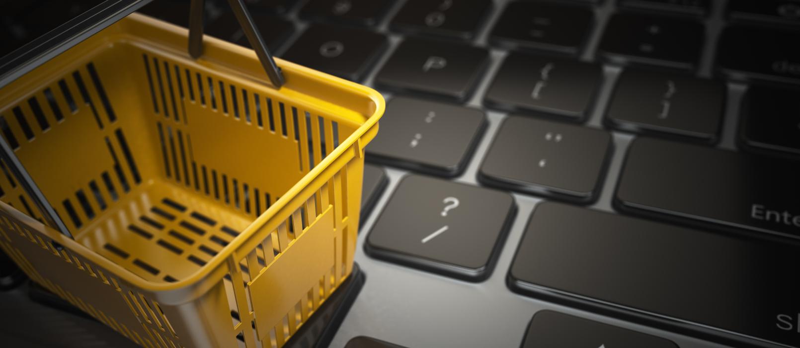 Czym jest e-commerce w praktyce? Definicja handlu elektronicznego w pigułce.